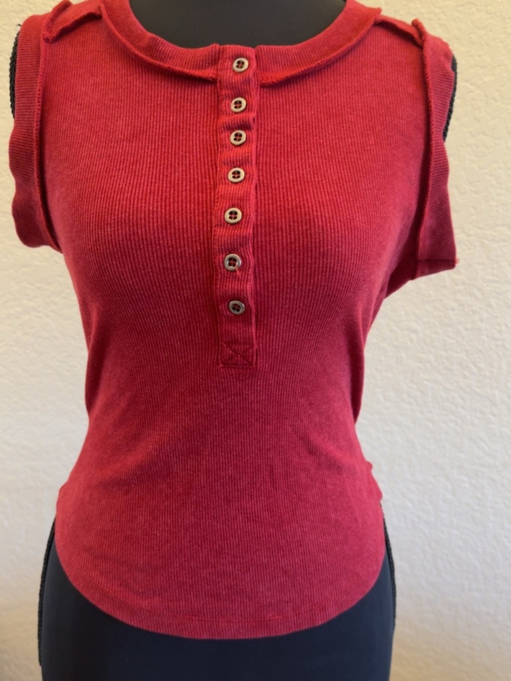Hippie Rose Sleeveless Button Henley in Deep Red